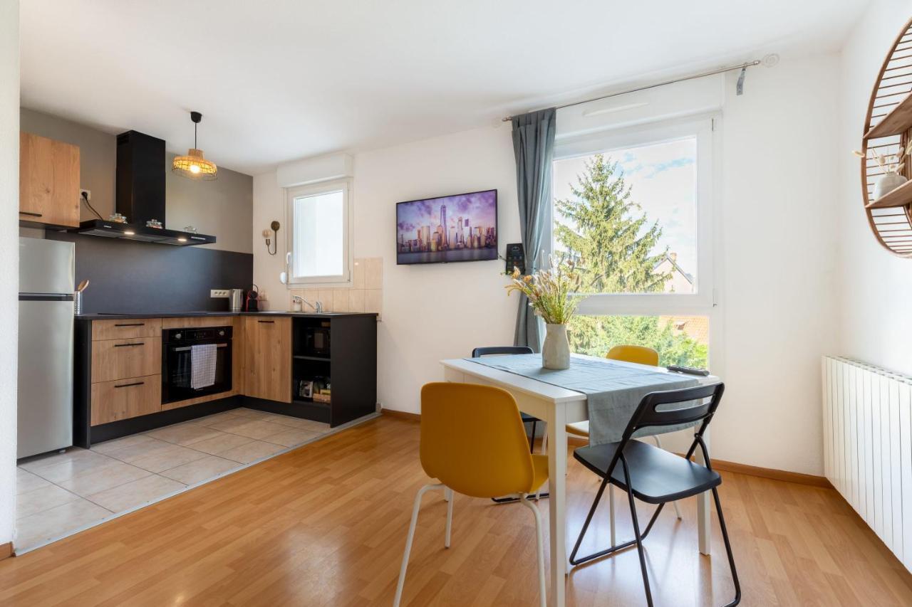 Travel Homes - The Nils, Cosy & Cute With Parking 科尔马 外观 照片